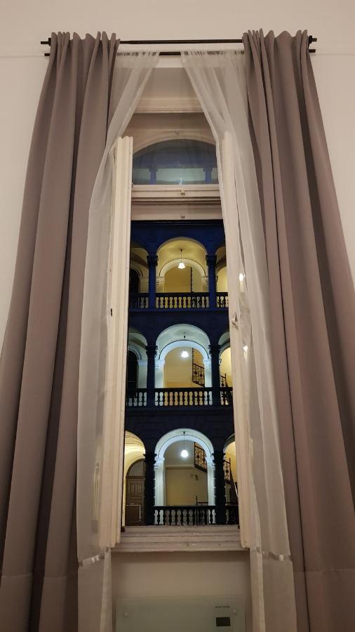 Goldsmith Apartment Budapest Bagian luar foto